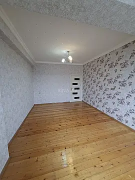 Kirayə verilir 3 otaqlı mənzil 130 m²