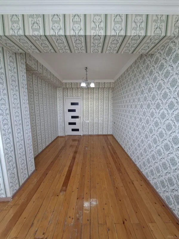 Kirayə verilir 3 otaqlı mənzil 130 m²