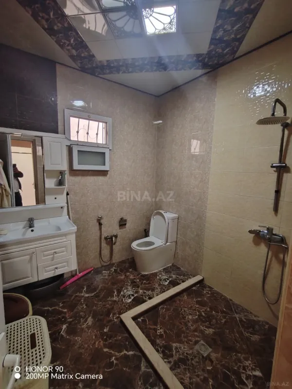 Satılır 4 otaqlı həyət evi 140 m²