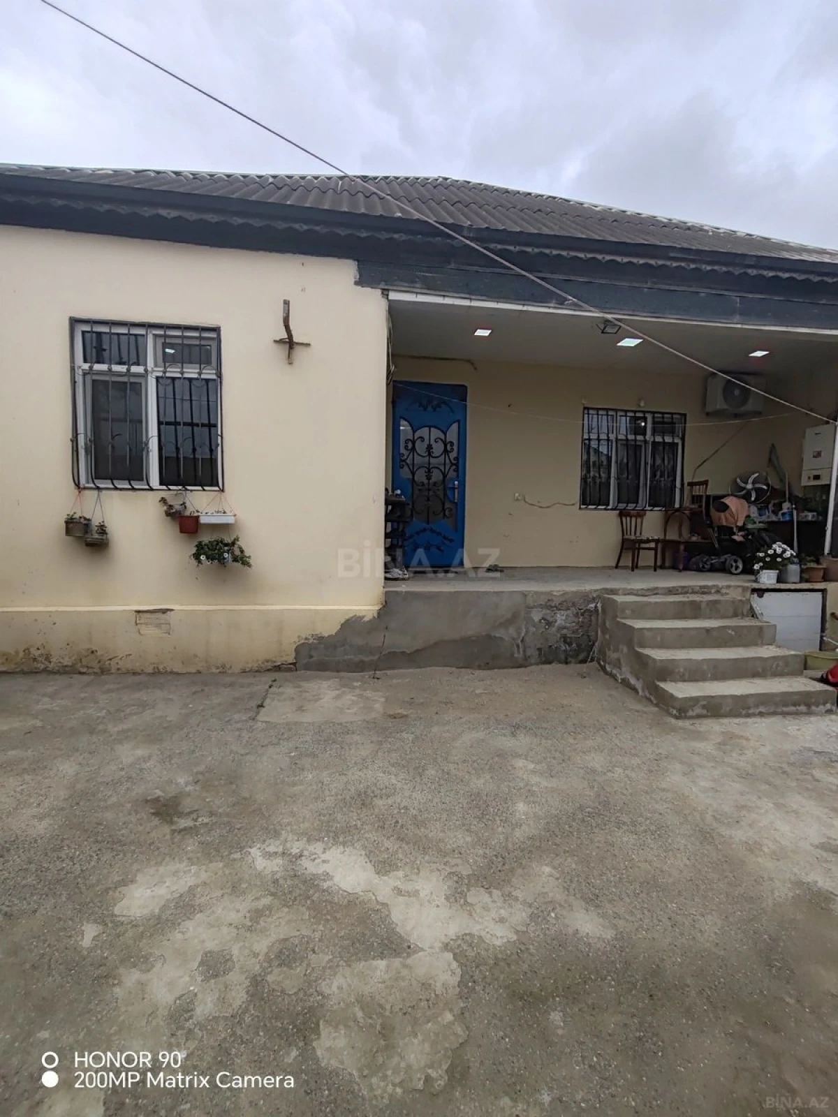 Satılır 4 otaqlı həyət evi 140 m²