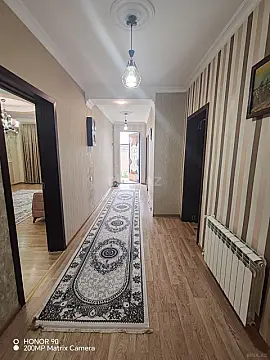 Satılır 4 otaqlı həyət evi 140 m²