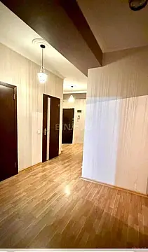 Satılır 2 otaqlı mənzil 104 m²