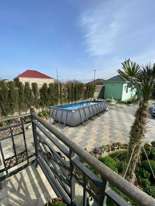 Satılır 5 otaqlı həyət evi 280 m²