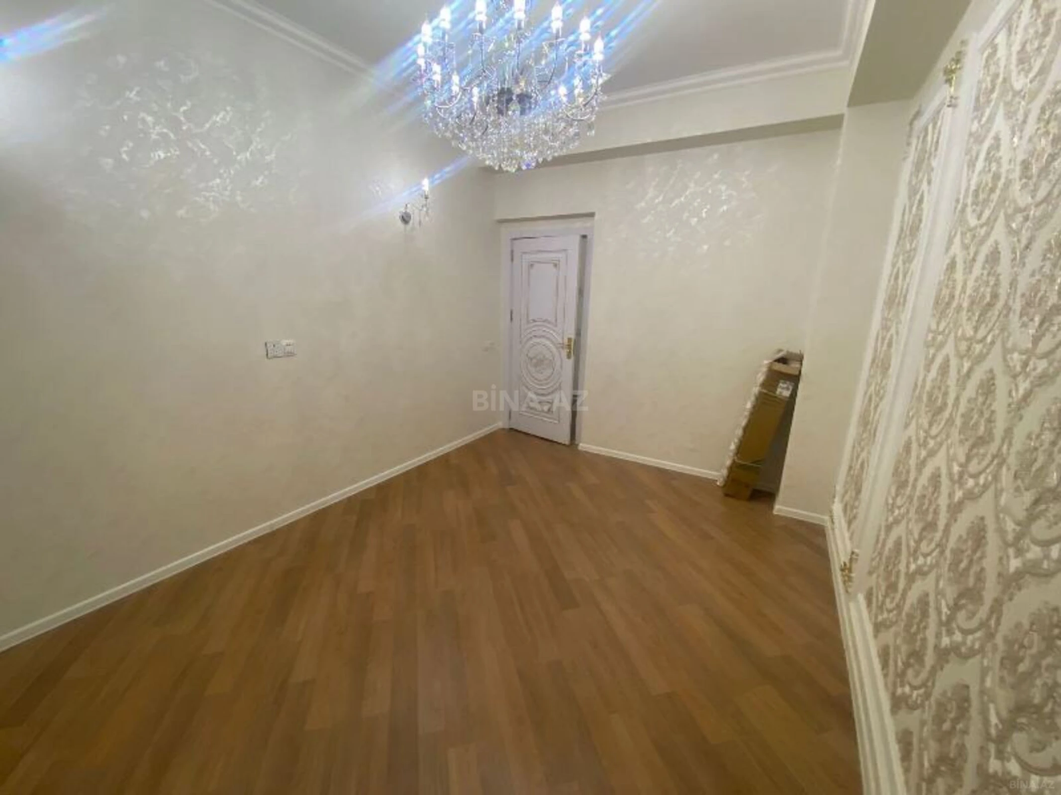 Satılır 2 otaqlı mənzil 52 m²
