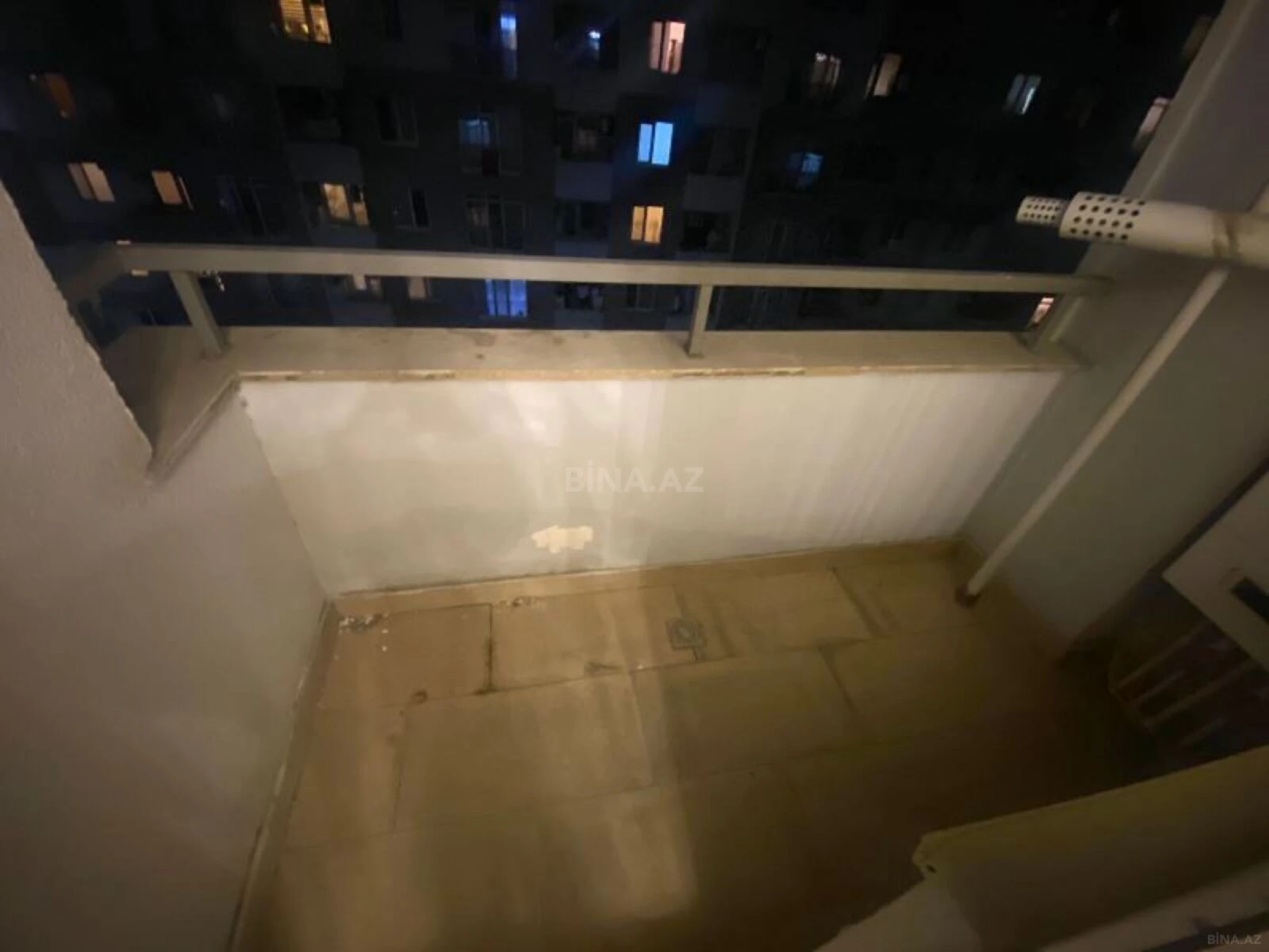Satılır 2 otaqlı mənzil 52 m²