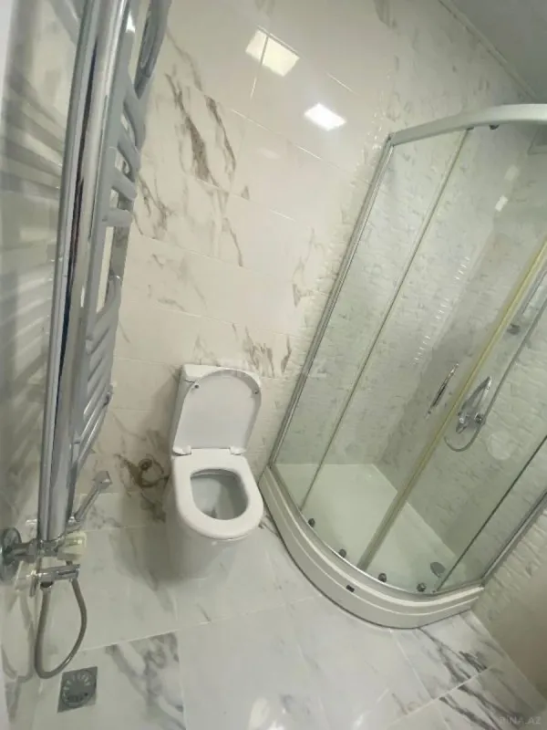 Satılır 2 otaqlı mənzil 52 m²