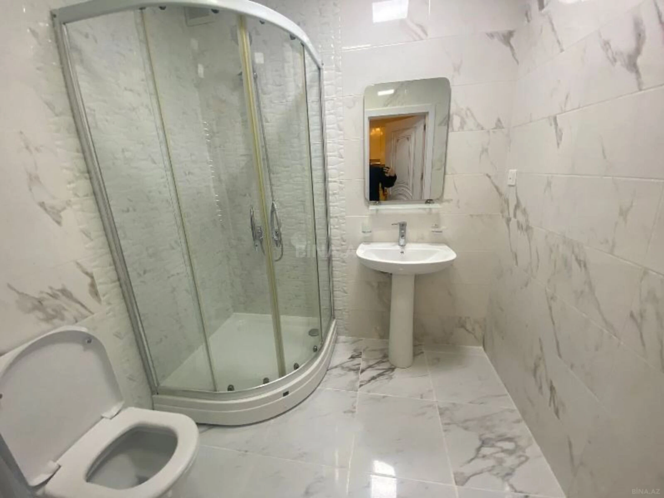 Satılır 2 otaqlı mənzil 52 m²