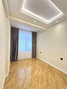 Satılır 3 otaqlı mənzil 105 m²