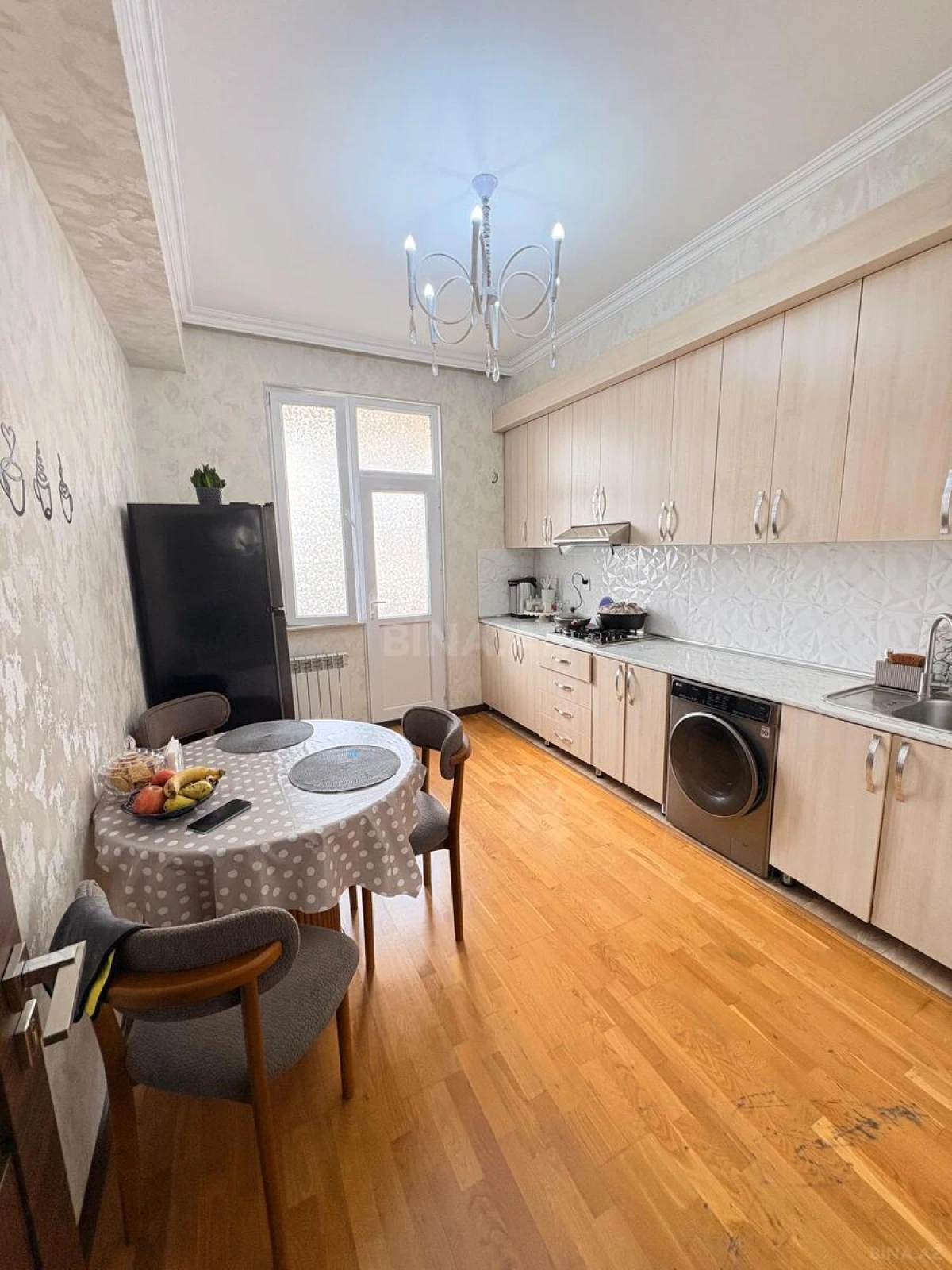 Satılır 2 otaqlı mənzil 70 m²