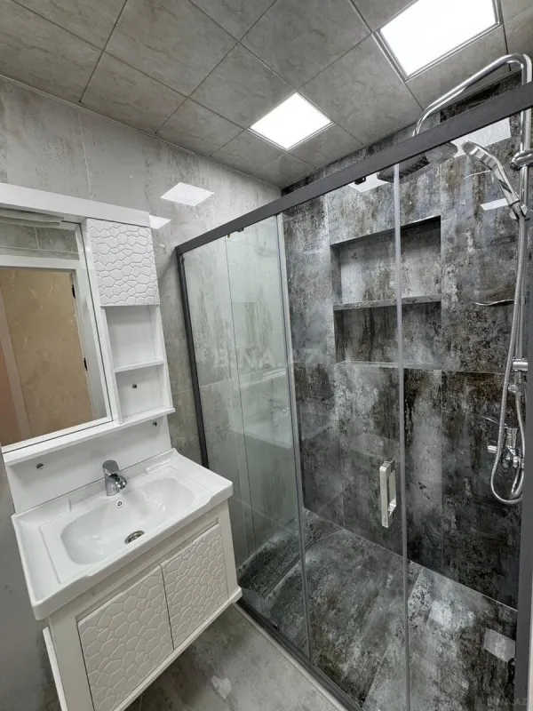 Satılır 2 otaqlı mənzil 52 m²