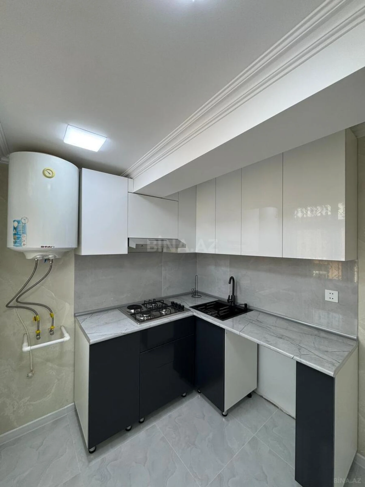 Satılır 2 otaqlı mənzil 52 m²