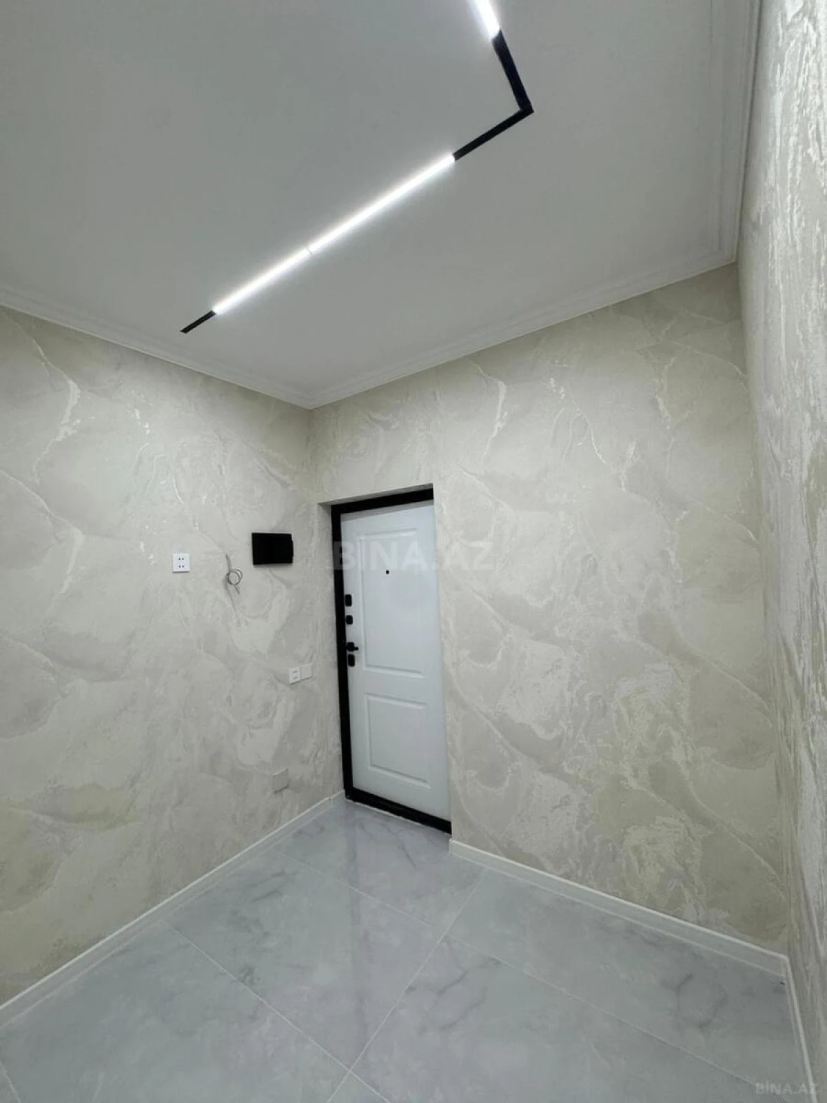 Satılır 2 otaqlı mənzil 52 m²
