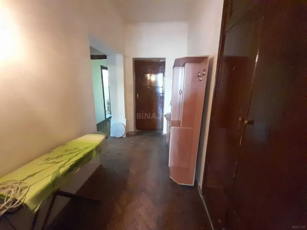 Satılır 3 otaqlı mənzil 95 m²