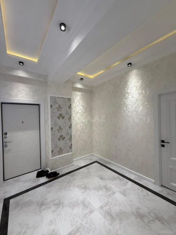 Satılır 3 otaqlı mənzil 110 m²