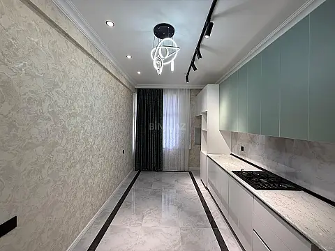 Satılır 3 otaqlı mənzil 110 m²