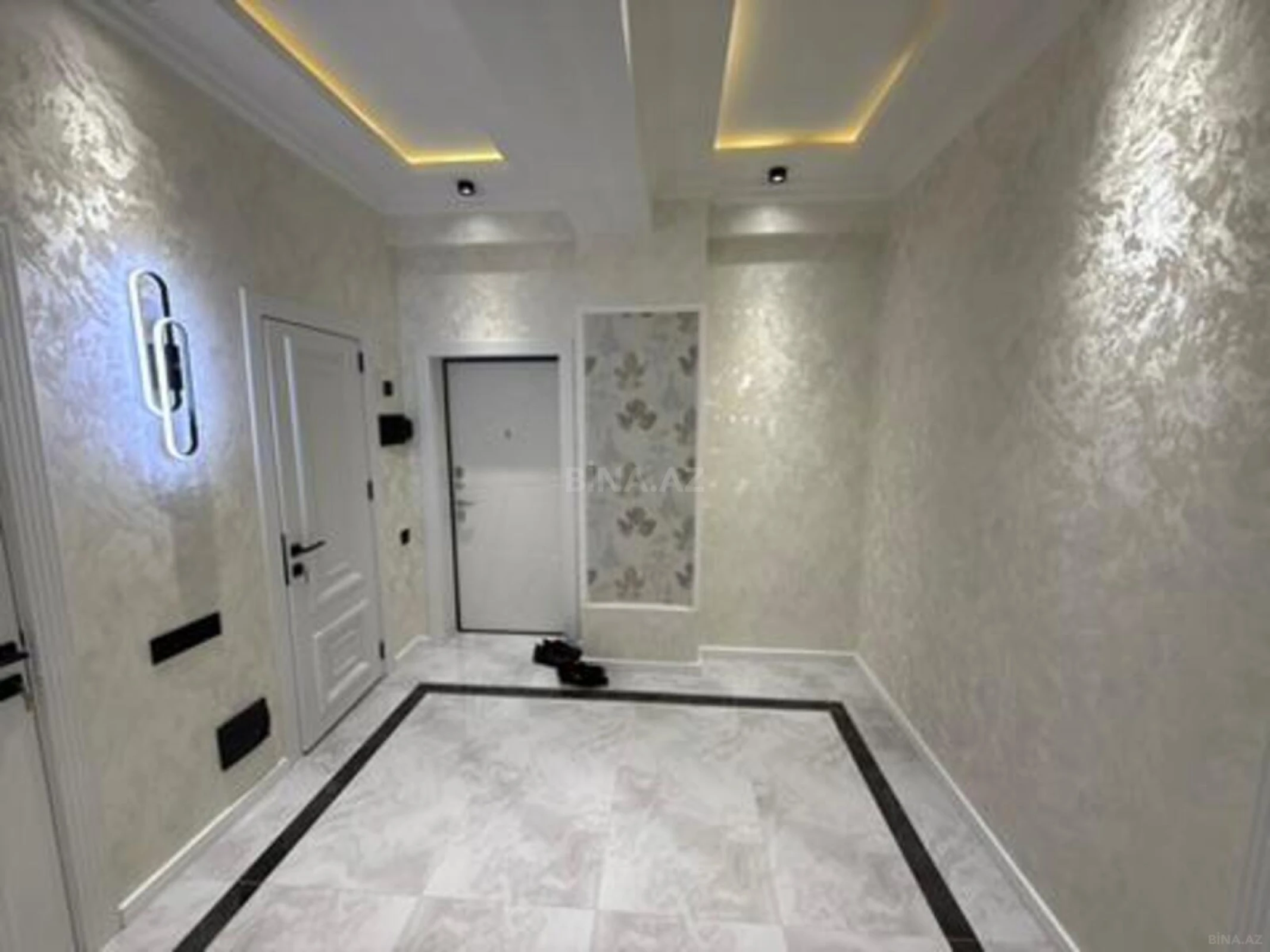 Satılır 3 otaqlı mənzil 110 m²