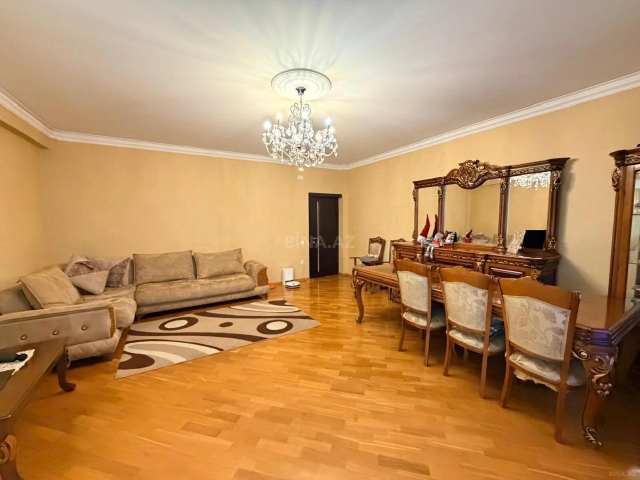 Satılır 2 otaqlı mənzil 110 m²