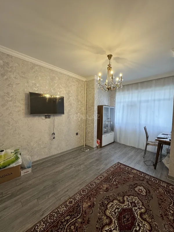 Satılır 3 otaqlı mənzil 68 m²