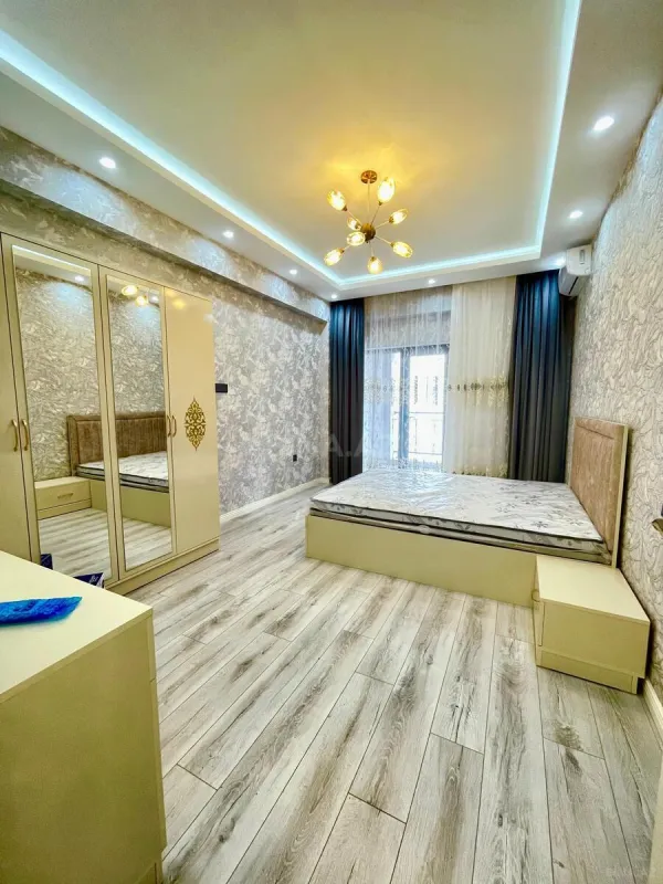Kirayə verilir 3 otaqlı mənzil 125 m²