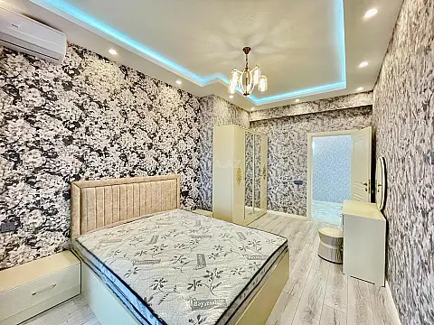 Kirayə verilir 3 otaqlı mənzil 125 m²