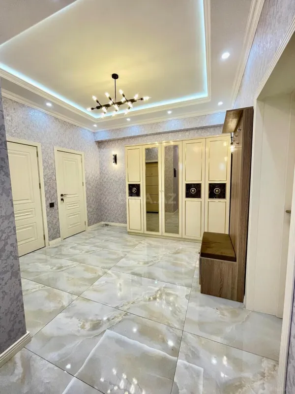 Kirayə verilir 3 otaqlı mənzil 125 m²