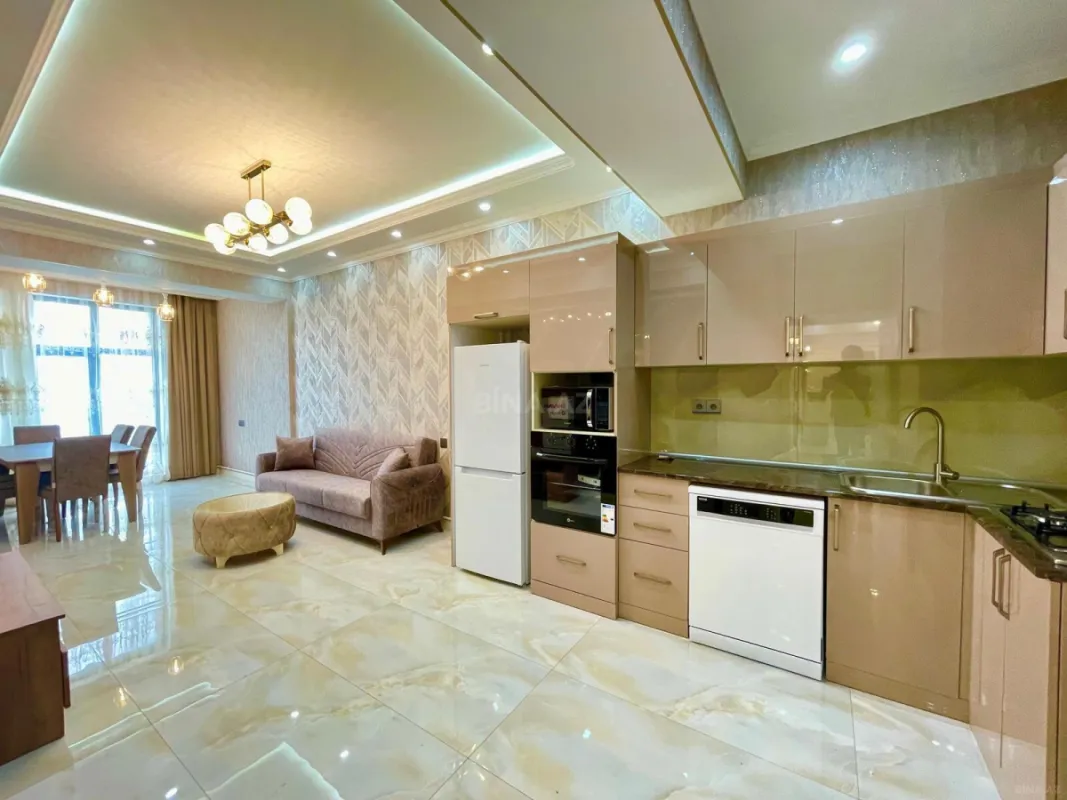Kirayə verilir 3 otaqlı mənzil 125 m²