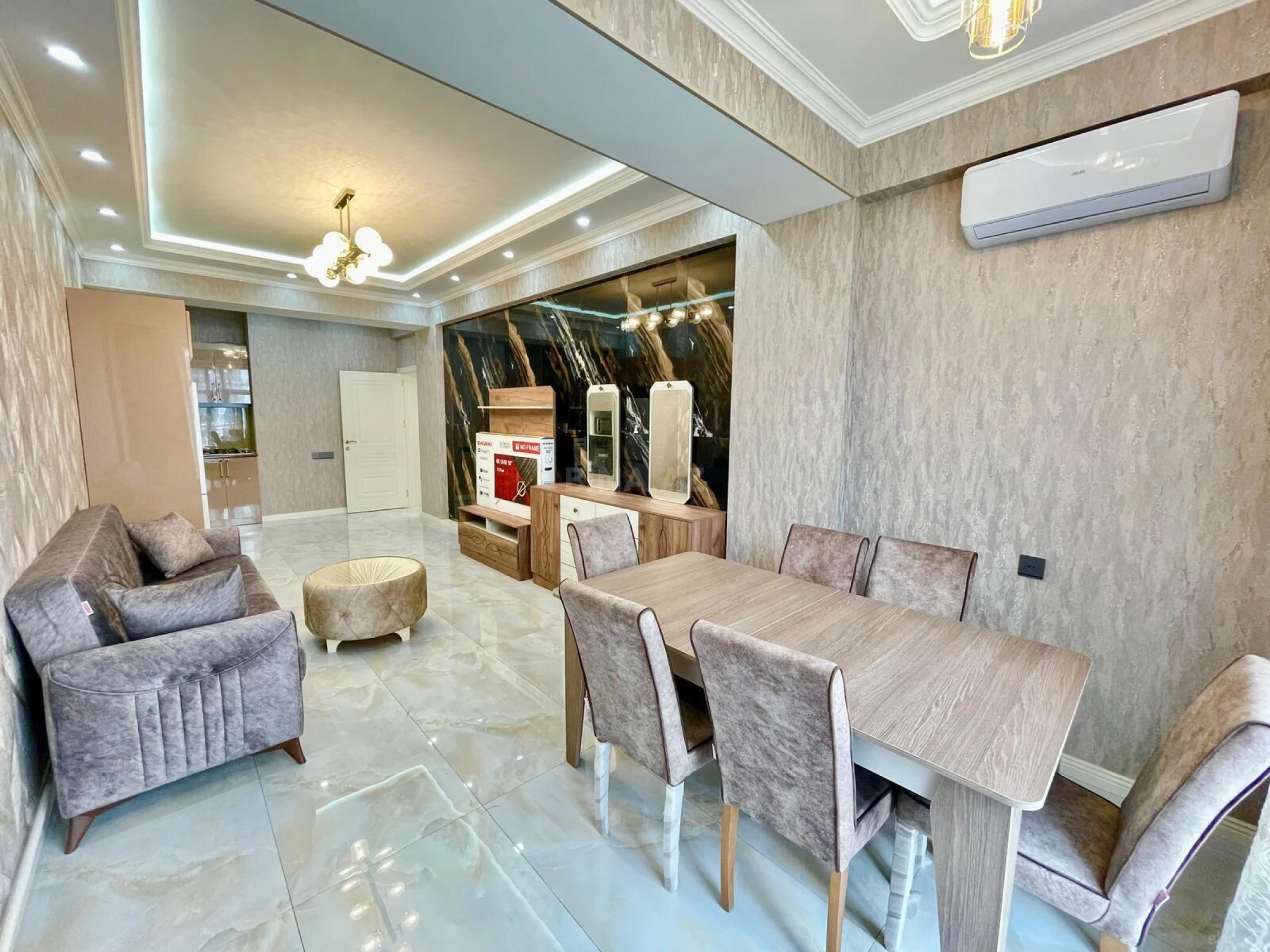 Kirayə verilir 3 otaqlı mənzil 125 m²