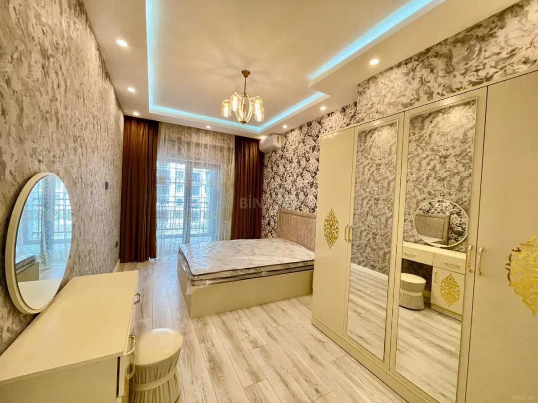 Kirayə verilir 3 otaqlı mənzil 125 m²