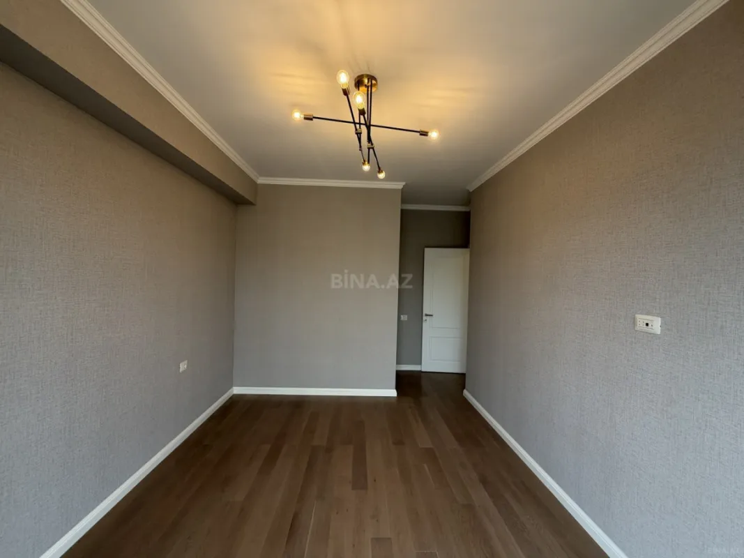 Satılır 3 otaqlı mənzil 96 m²