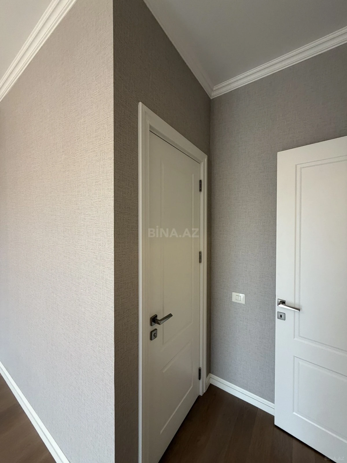 Satılır 3 otaqlı mənzil 96 m²