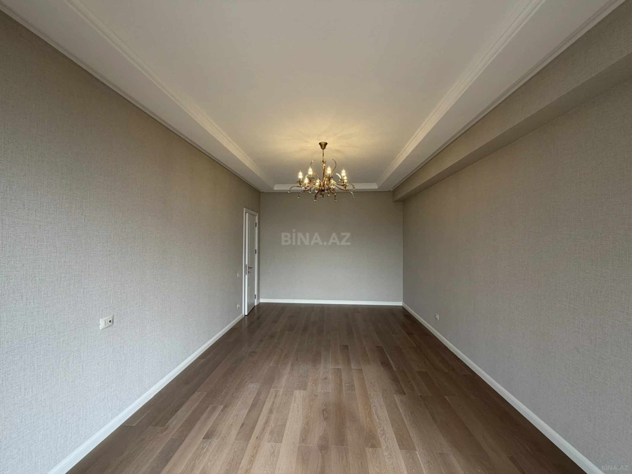 Satılır 3 otaqlı mənzil 96 m²