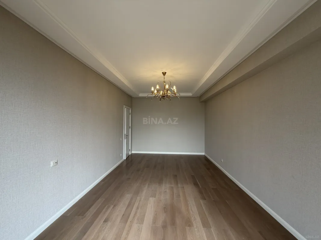 Satılır 3 otaqlı mənzil 96 m²