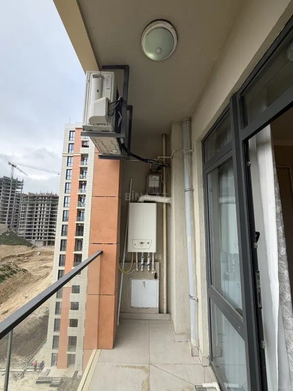 Satılır 3 otaqlı mənzil 96 m²