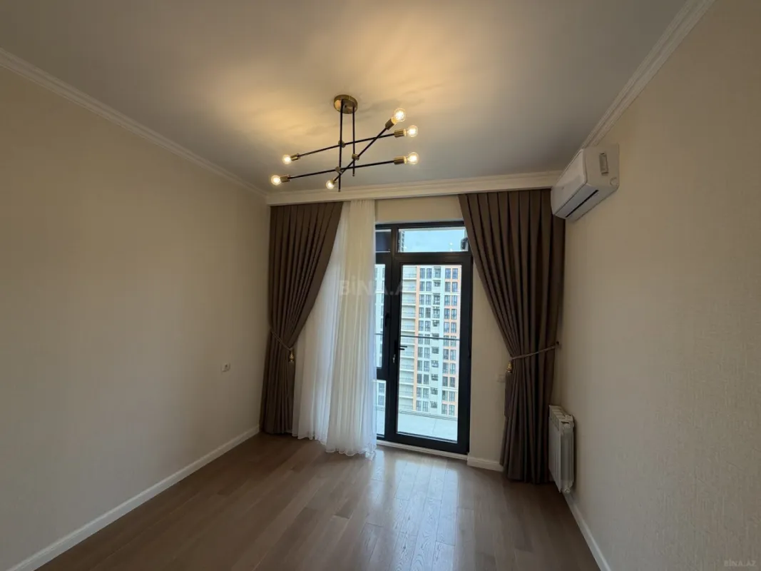 Satılır 3 otaqlı mənzil 96 m²