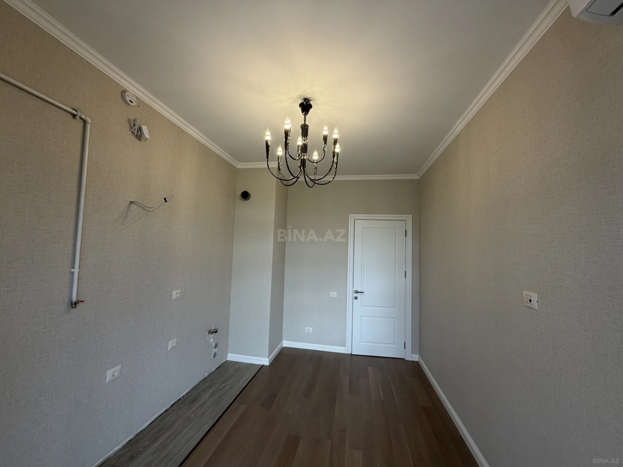 Satılır 3 otaqlı mənzil 96 m²