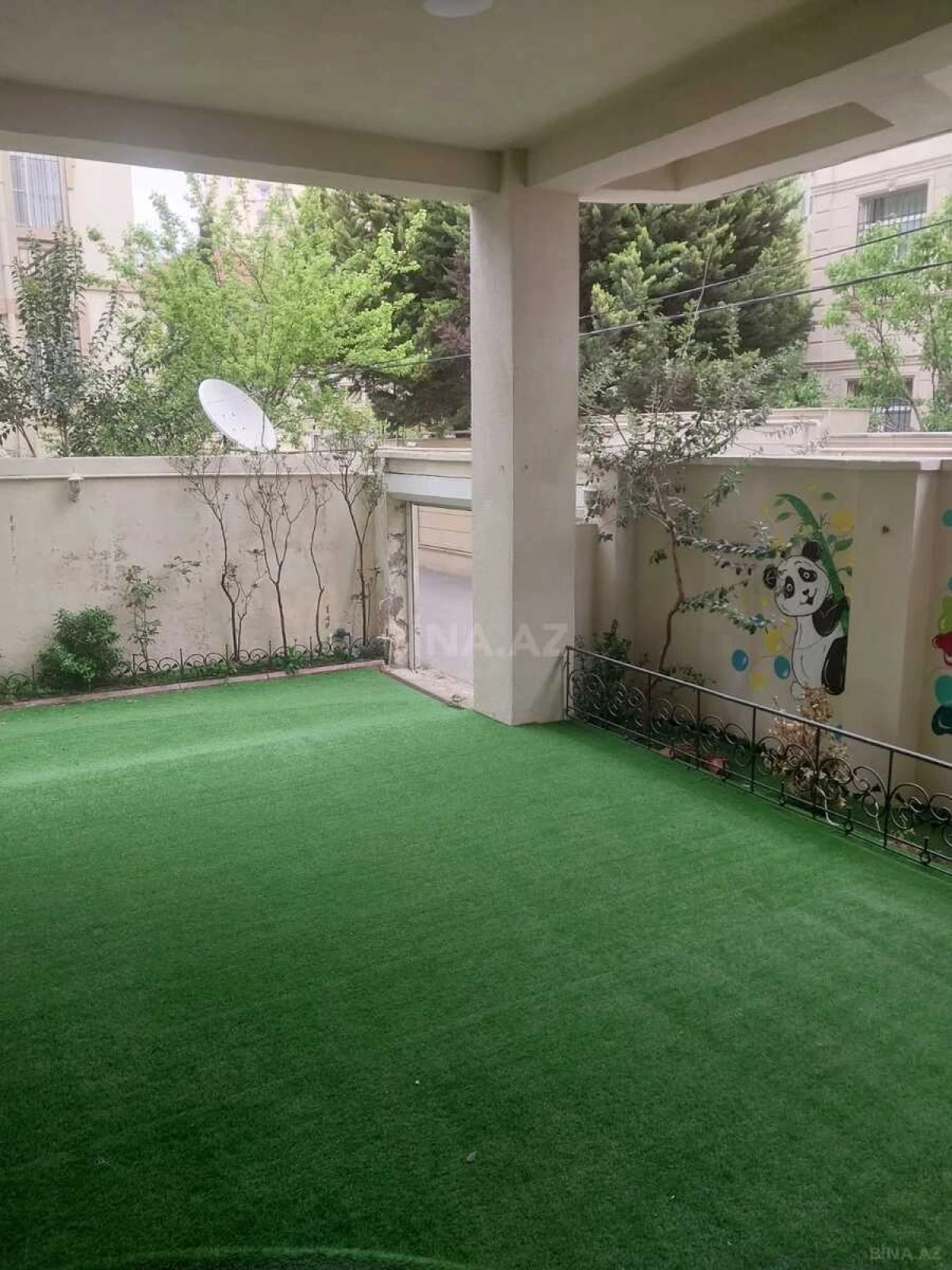 Satılır 6 otaqlı həyət evi 400 m²