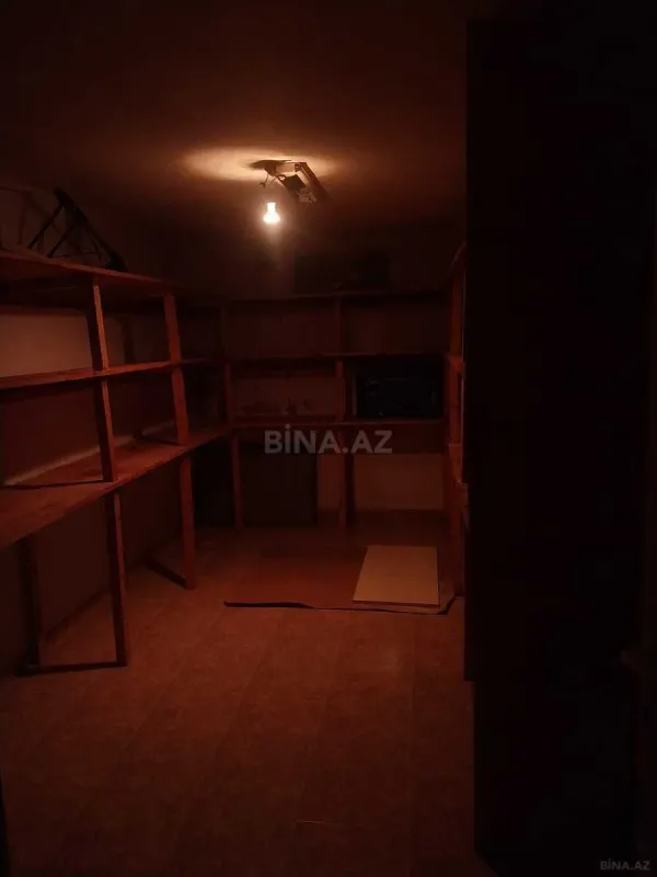 Satılır 6 otaqlı həyət evi 400 m²