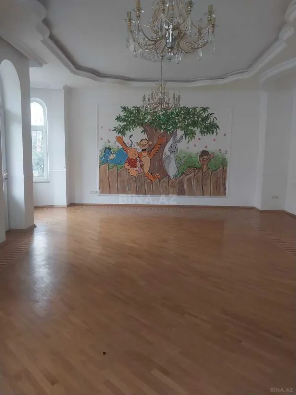 Satılır 6 otaqlı həyət evi 400 m²