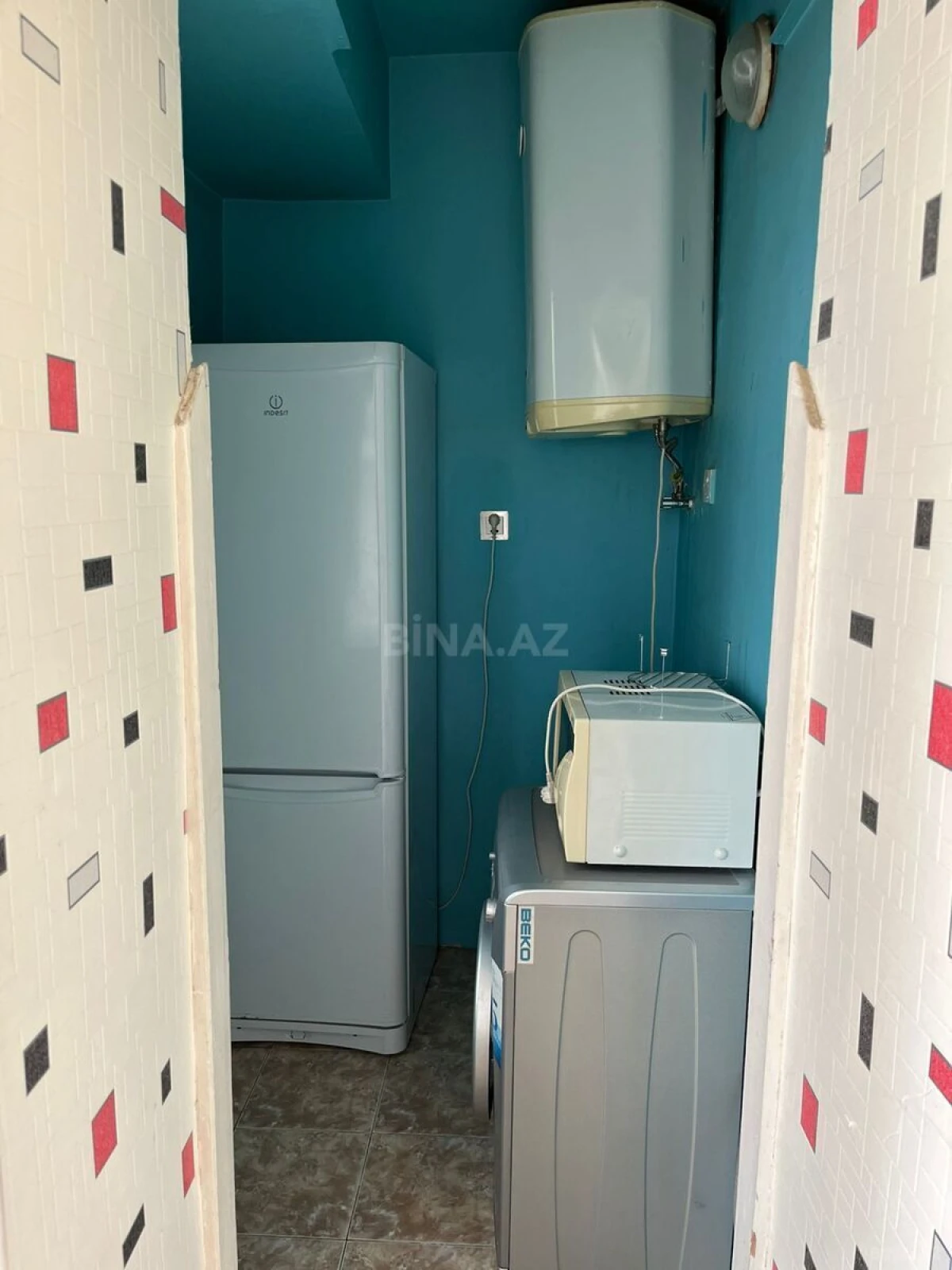 Satılır 2 otaqlı mənzil 70 m²