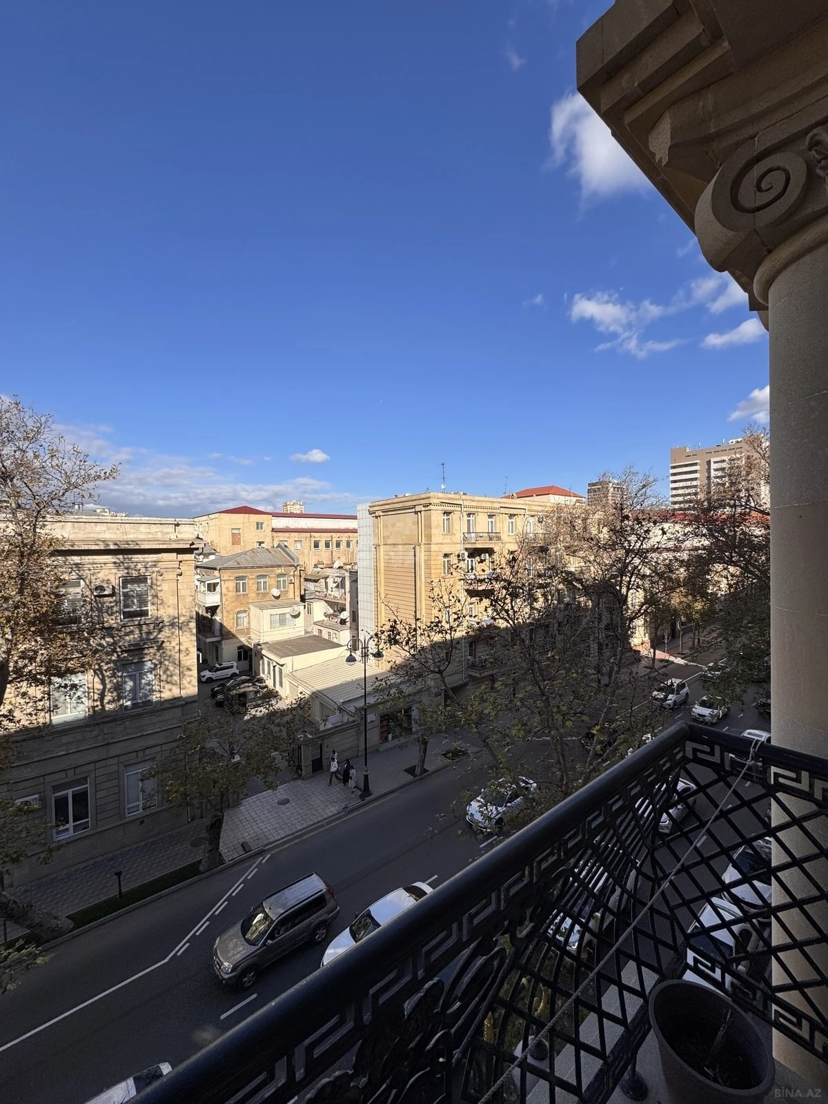 Kirayə verilir 2 otaqlı mənzil 70 m²