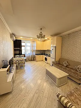 Kirayə verilir 2 otaqlı mənzil 70 m²
