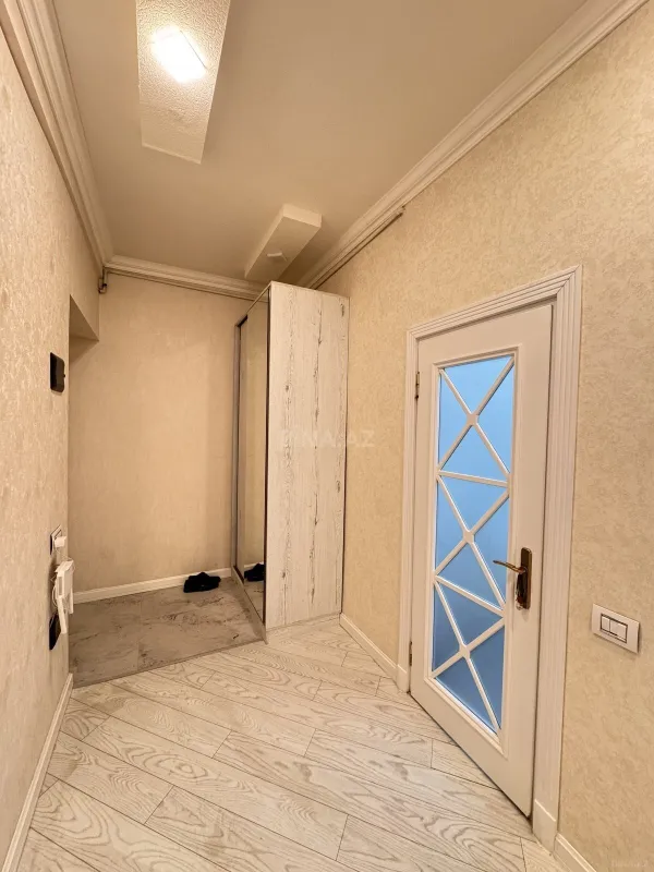 Kirayə verilir 2 otaqlı mənzil 70 m²