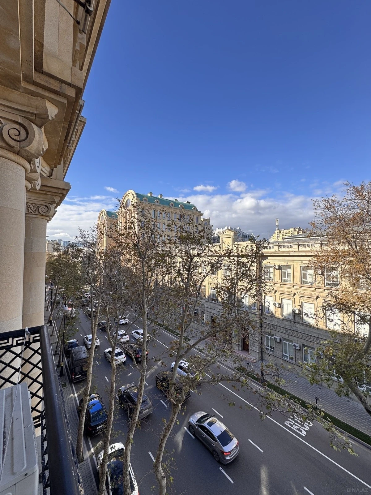 Kirayə verilir 2 otaqlı mənzil 70 m²