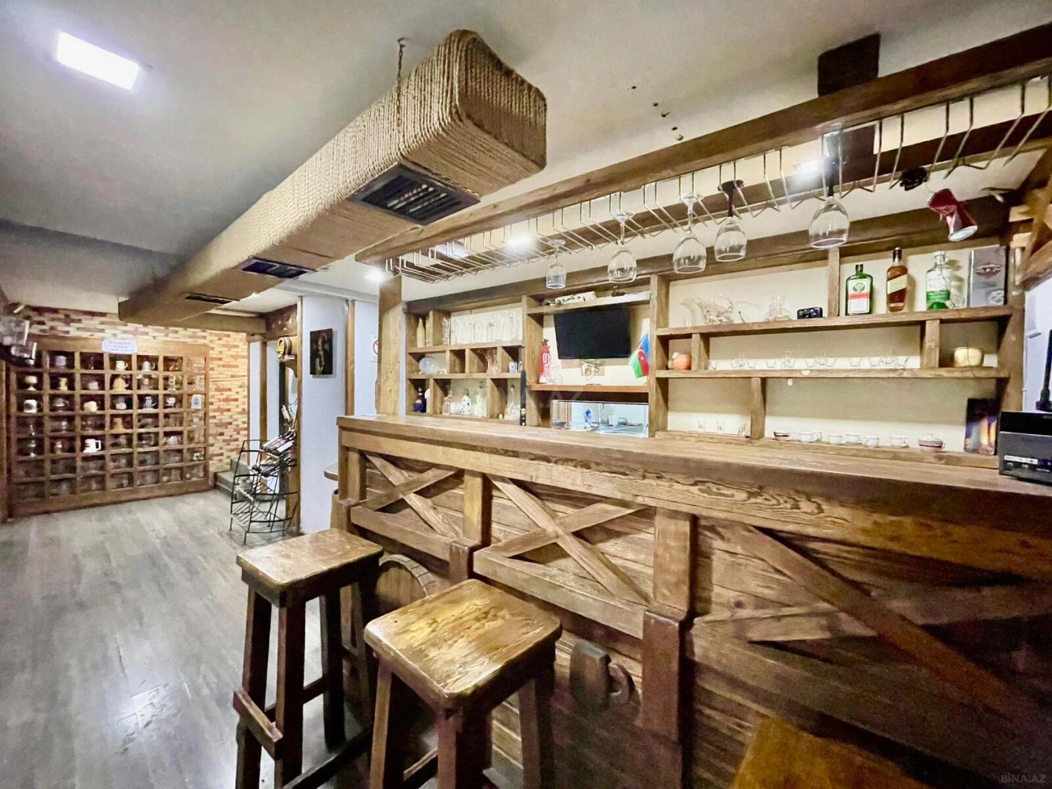 Kirayə verilir obyekt 100 m²