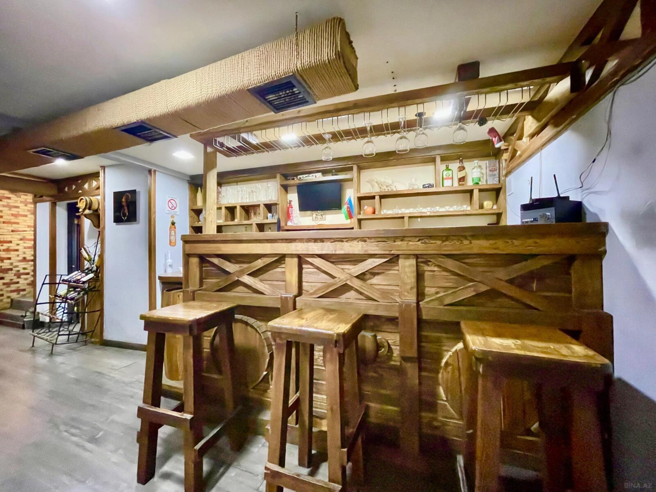 Kirayə verilir obyekt 100 m²