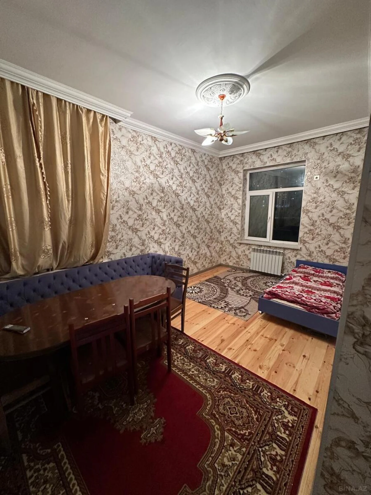 Kirayə verilir 2 otaqlı mənzil 75 m²