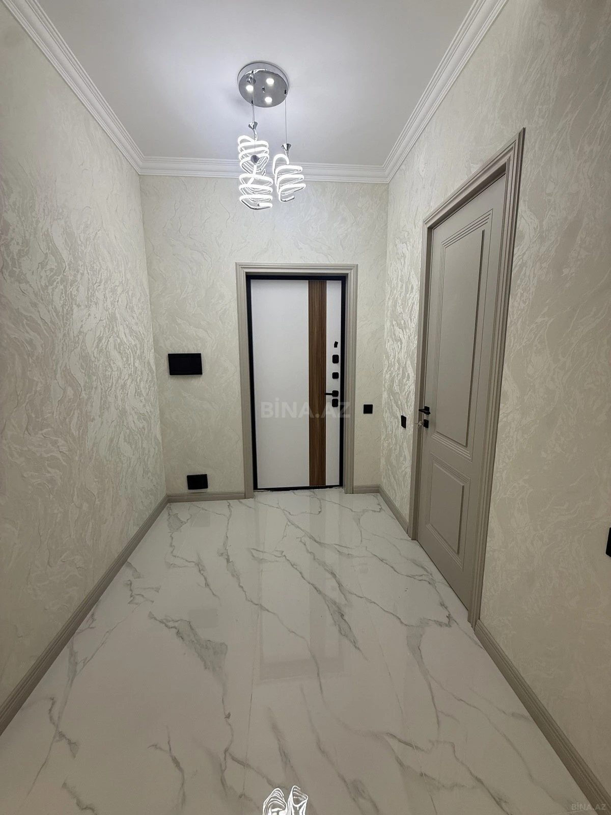 Satılır 2 otaqlı mənzil 80 m²