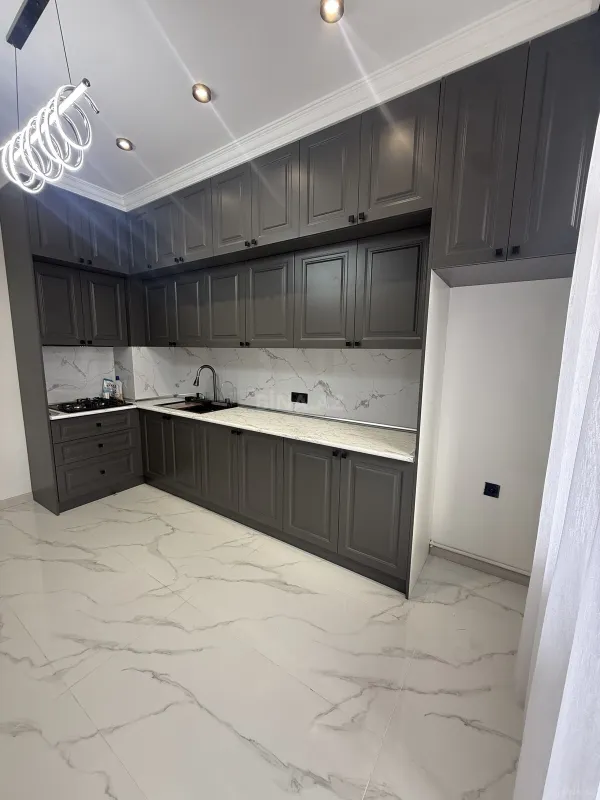 Satılır 2 otaqlı mənzil 80 m²