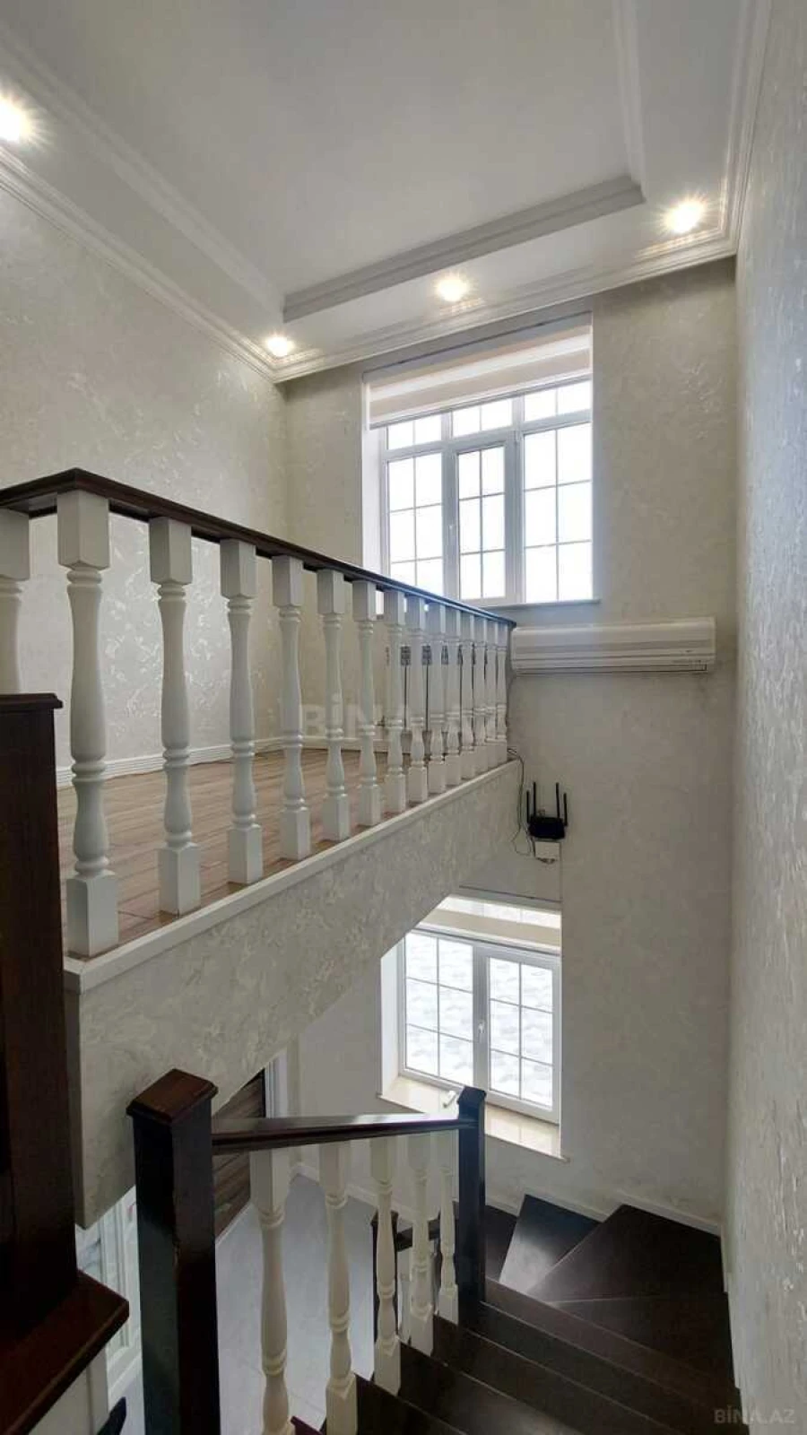 Satılır 4 otaqlı həyət evi 200 m²