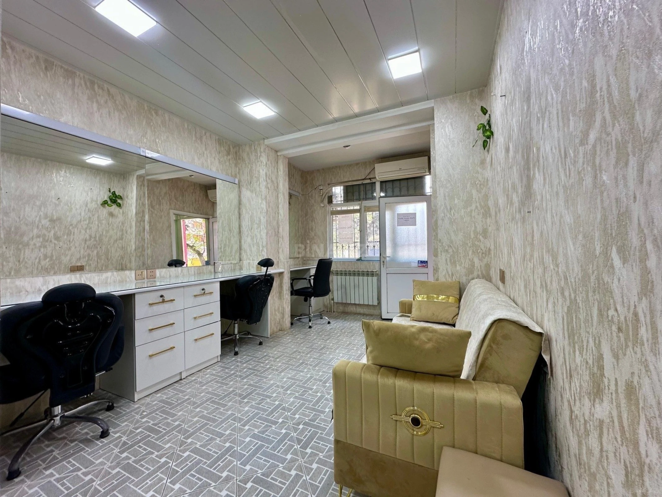 Kirayə verilir obyekt 30 m²